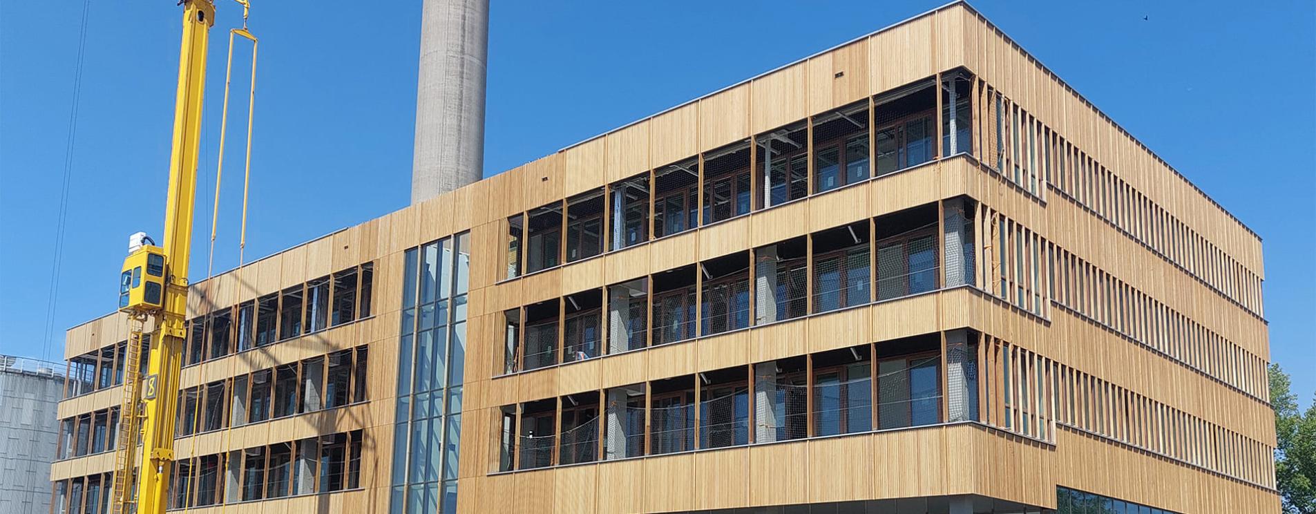 Open vloergoot systeem voor Ferro Offices