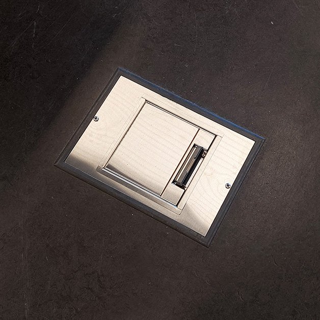 Maatwerk HPL vloerdoos Vertigo dicht