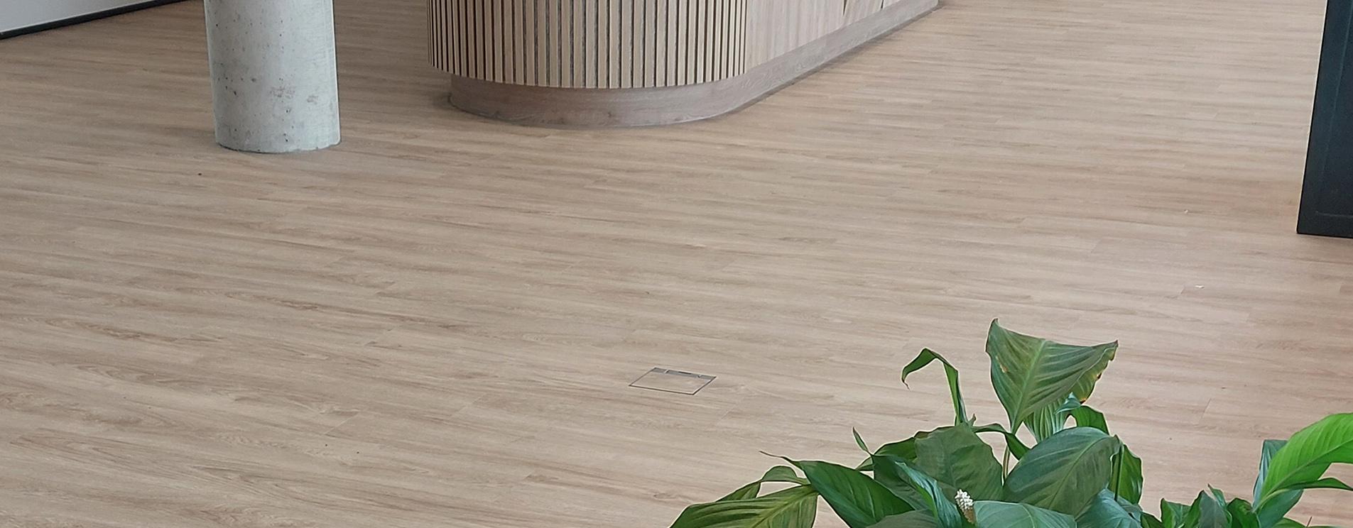 HPL Powerbox150: vloercontactdoos met 34 mm inbouwhoogte